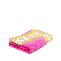 versace serviette de bain en coton à imprimé baroque - rose
